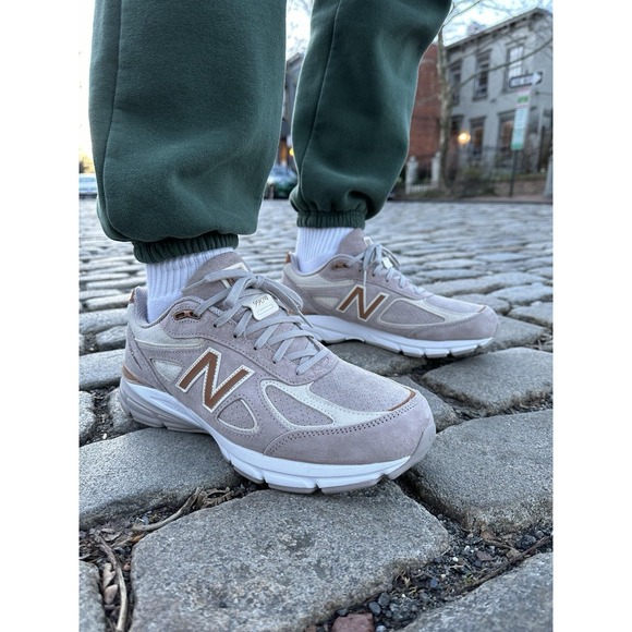 RARE New‎ Balance 990v4 Women's Size 9 Alabaster Suede Made In USA W990FA4 - Picture 9 of 10